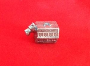 PARTS ONLY - Monopoly Board Game "City Edition" - Dog in Kennel Pewter Token