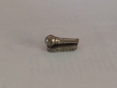 PARTS ONLY - Clue Seinfeld Board Game - (1) Jerry's Microphone Pewter Weapon Only