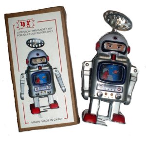 Small Silver Spaceman Robot - New