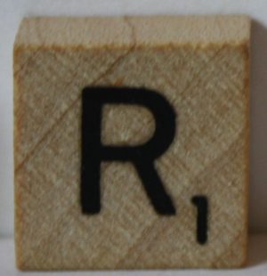PARTS ONLY - Scrabble Deluxe Travel Edition Board Game - (1) Wooden Letter R Only