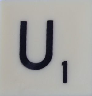 PARTS ONLY - Scrabble Board Game T R Urban 1955 Version - (1) Letter U Only