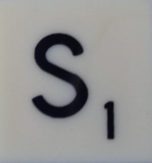 PARTS ONLY - Scrabble Board Game T R Urban 1955 Version - (1) Letter S Only