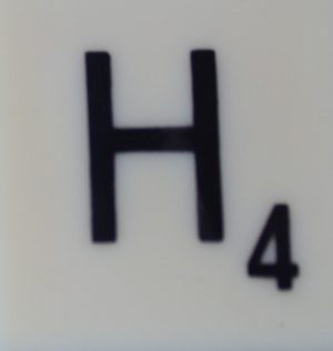 PARTS ONLY - Scrabble Board Game T R Urban 1955 Version - (1) Letter H Only