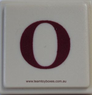 PARTS ONLY - Upwords Board Game - (1) Plastic Letter O Only