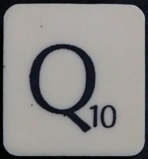 PARTS ONLY - Scrabble 1988 Spears Original Board Game - (1) Letter Q Tile Only